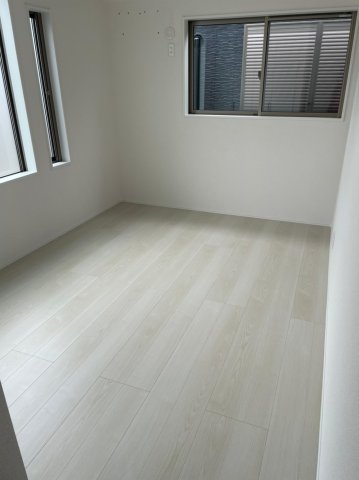 居室・リビング　個人の部屋や寝室として使える洋室です