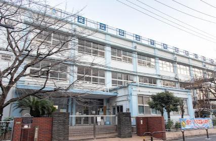 小学校　足立区立千寿常東小学校（小学校）まで650m