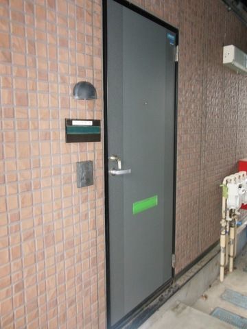 エントランス　★お部屋探しは株式会社タウンハウジング東京まで★