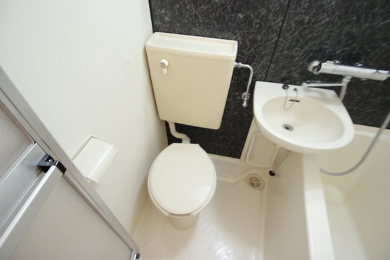 トイレ　※別部屋の写真です
