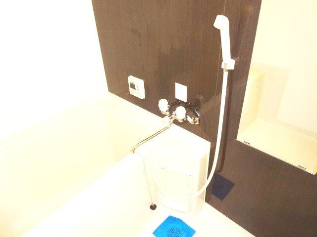 バス・シャワールーム　お風呂はゆっくり入れそうですね★一日の疲れをお取りください★