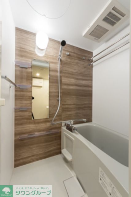 バス・シャワールーム　※写真は同タイプ住戸です。