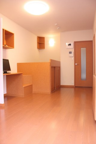 居室・リビング　絨毯仕様です　他部屋参考写真