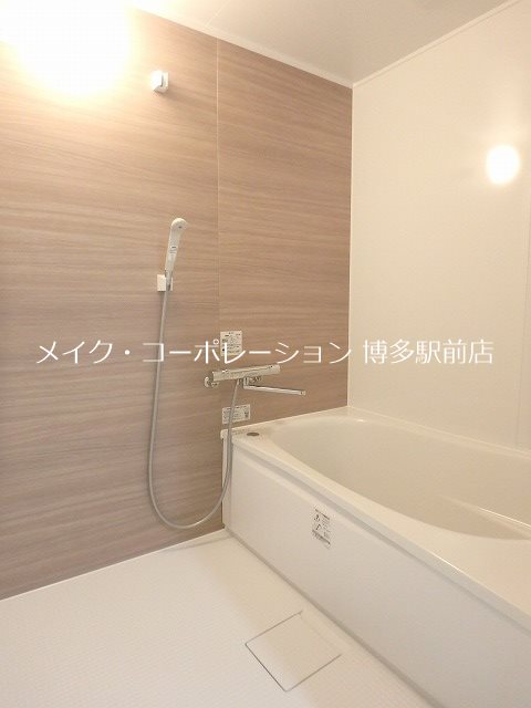 バス・シャワールーム　※写真は棟内別部屋参考写真