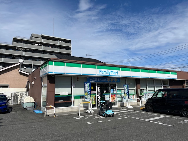コンビニ　ファミリーマート　川越砂新田店（コンビニ）まで549m