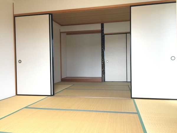 ラフェスタ彦根Iの内装写真