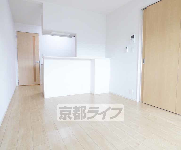 居室・リビング　綺麗な室内です。