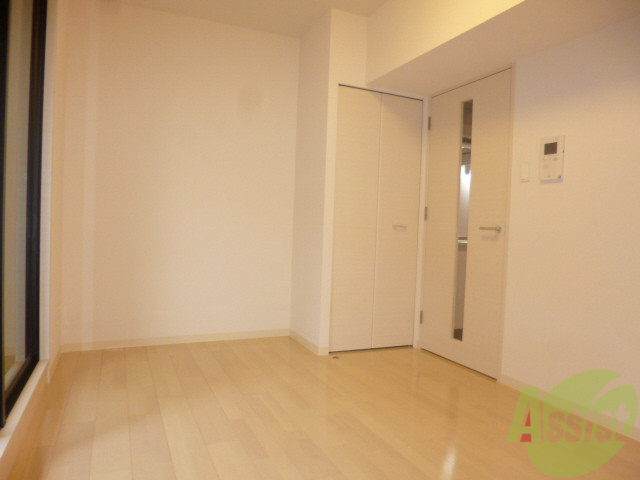 居室・リビング　これまた、明るいお部屋ですねー。ですよねー。はい