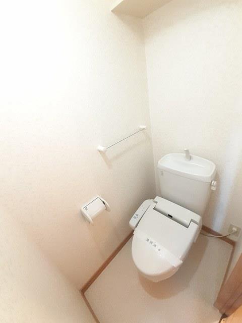 トイレ　ウォシュレット付の洋式トイレ♪