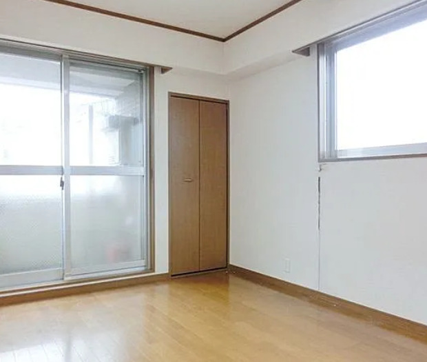 居室・リビング　別部屋の画像を使用しております。