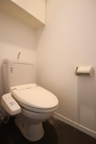 トイレ　清潔感のあるトイレです