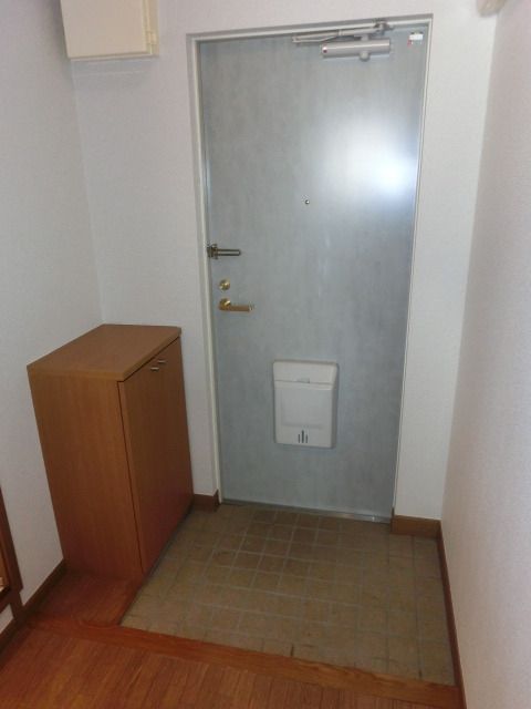 玄関　反転タイプあり　現況優先