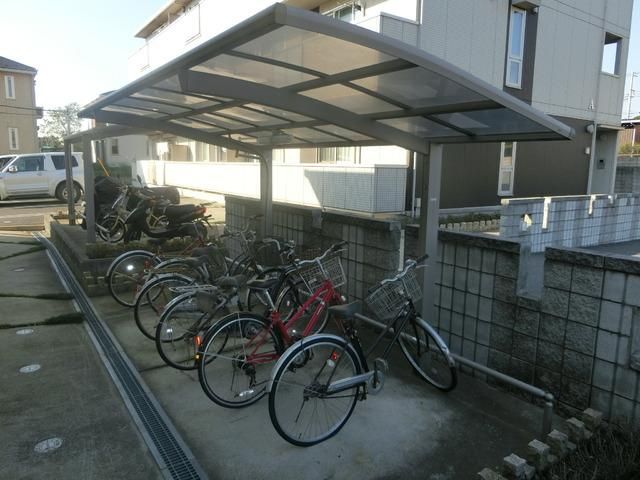 その他共有部分　屋根付き駐輪場
