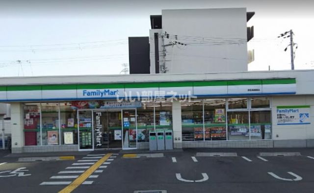 コンビニ　ファミリーマート堺北長尾町店（コンビニ）まで607m
