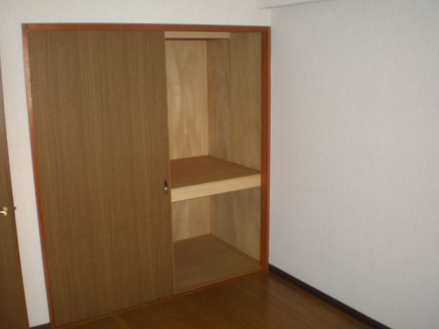 収納　各部屋収納つき。