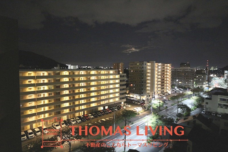 眺望　周りは夜でも明るい落ち着いた住宅地です。