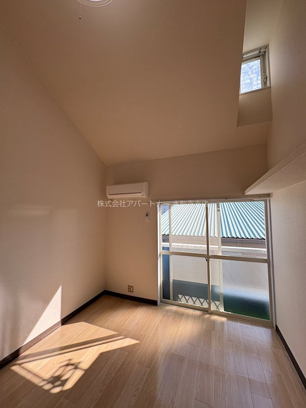 居室・リビング　明るいお部屋です！