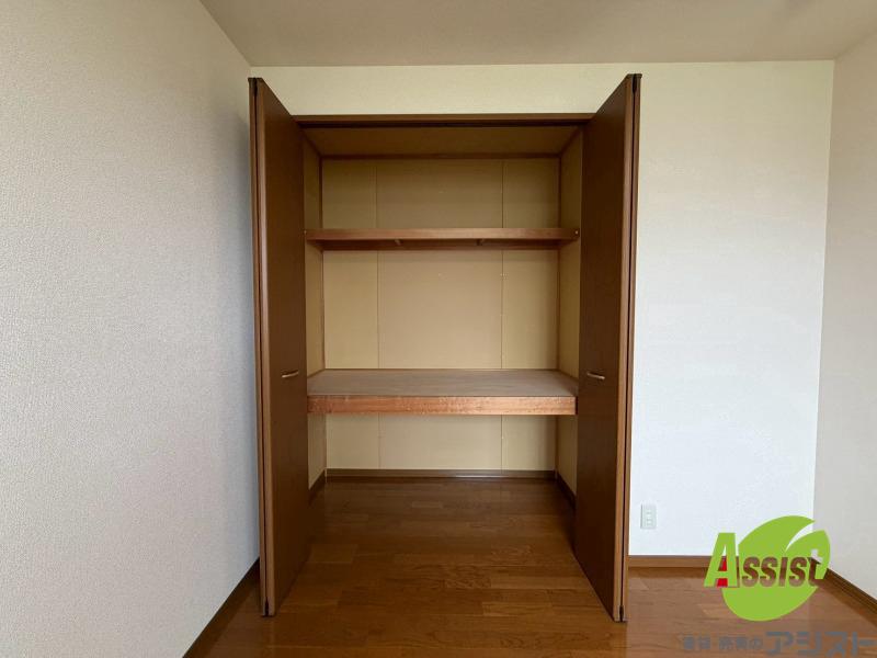 収納　クローゼットがありました。お洋服や荷物はここへ
