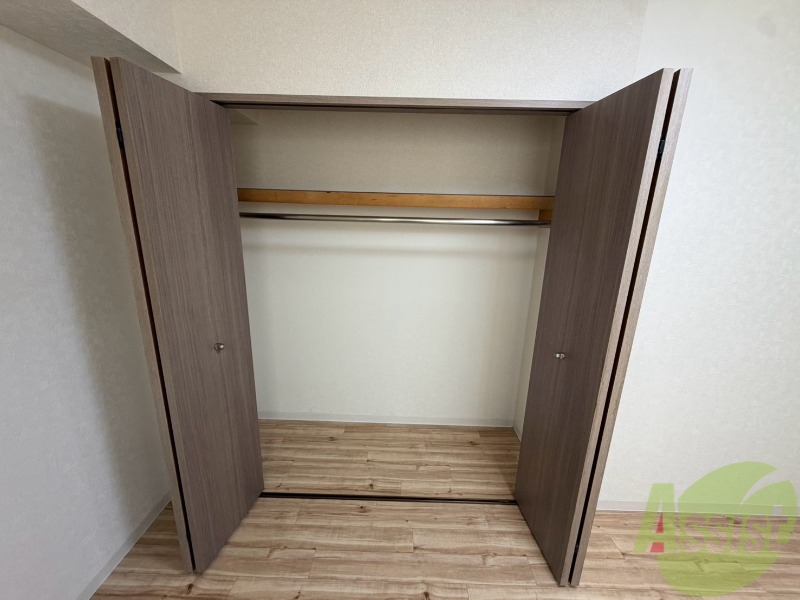 収納　クローゼットがありました。お洋服や荷物はここへ