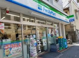 コンビニ　ファミリーマート 杉並高円寺北店（コンビニ）まで581m