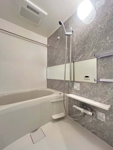Mica Eleno苦楽園の風呂写真