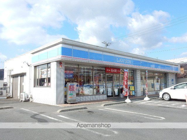 コンビニ　ローソン辛川市場店（コンビニ）まで487m