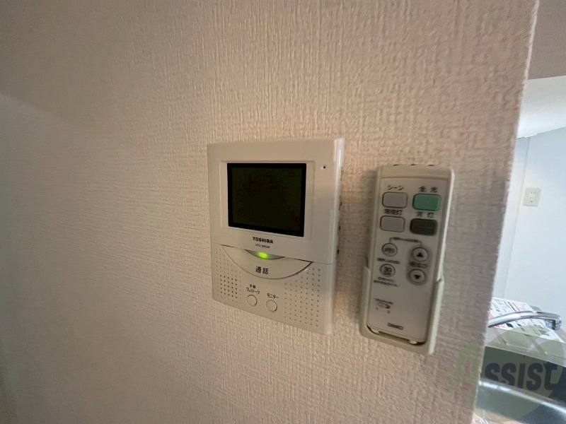 セキュリティ　ＴＶモニター付インターホンです。来客者の顔が見えるので安心！