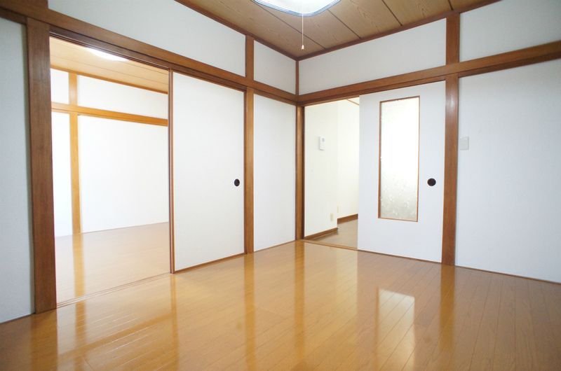 居室・リビング　家具の配置もしやすい居室空間です