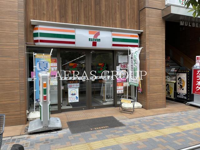 コンビニ　セブン-イレブン 蕨東口店（コンビニ）まで210m