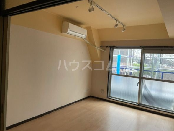 西六郷ダイヤモンドマンションの居間写真