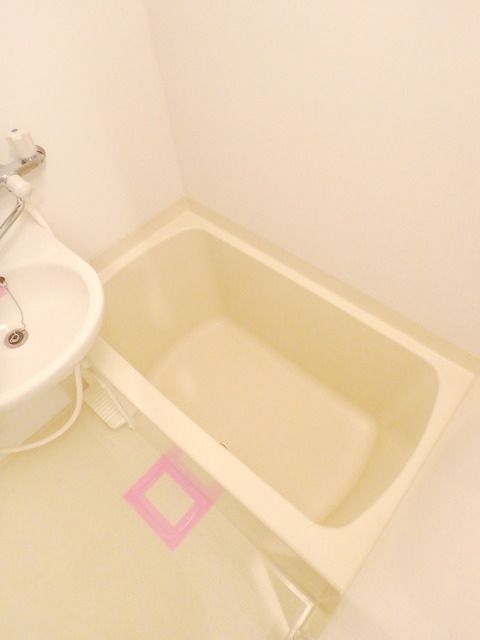 バス・シャワールーム　★お問い合わせはタウンハウジングまで★
