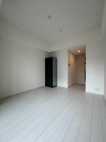 S-RESIDENCE高岳駅前awakeの居間写真