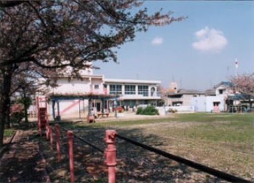 幼稚園・保育園　瓦木幼稚園（幼稚園・保育園）まで195m