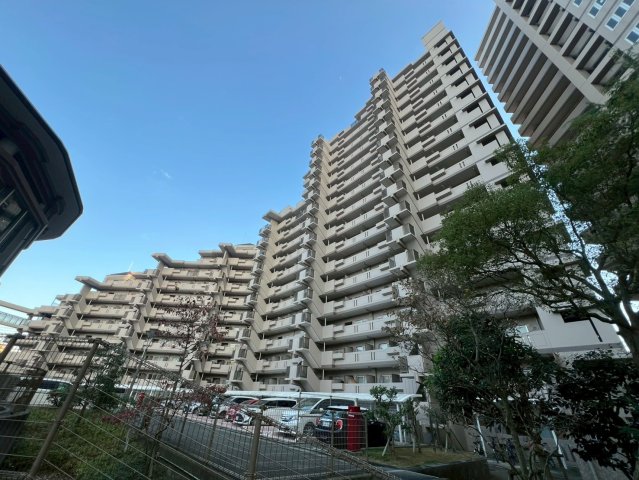 ネクステージ西神中央 D棟の外観写真