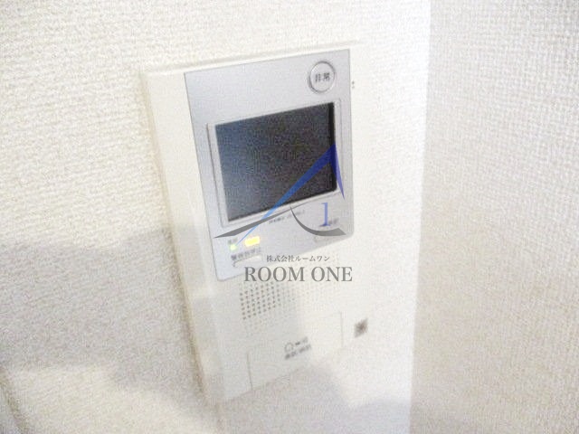 セキュリティ　モニター付きインターホンです。