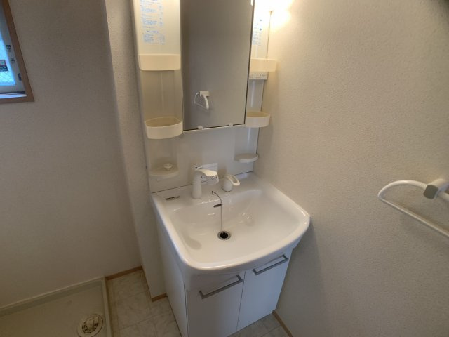 洗面設備　独立洗面化粧台付き☆