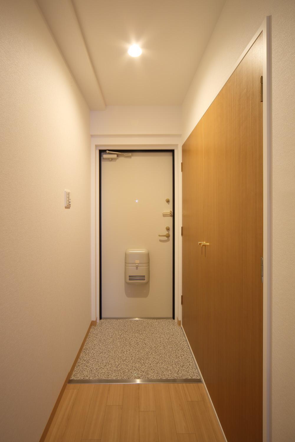 キャッスルコート博労町の玄関写真