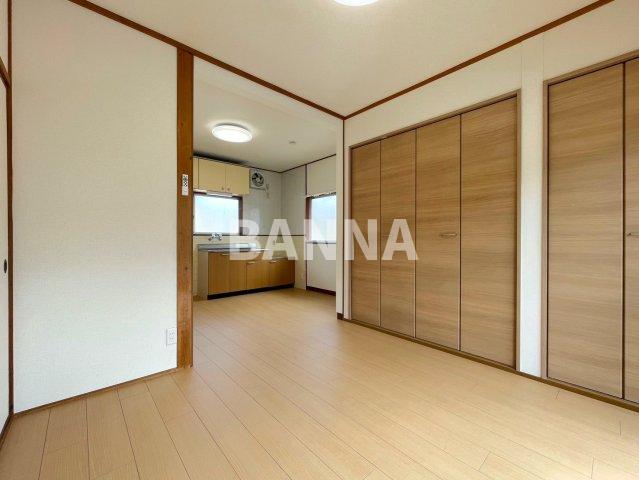 高島新屋敷借家の居間写真