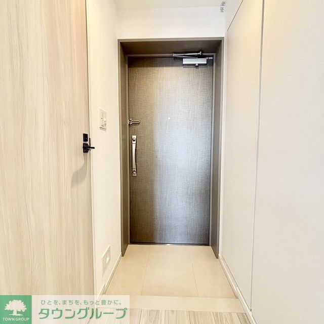 玄関　※写真は同タイプ住戸です。