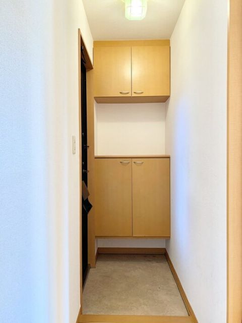クレール ABの玄関写真