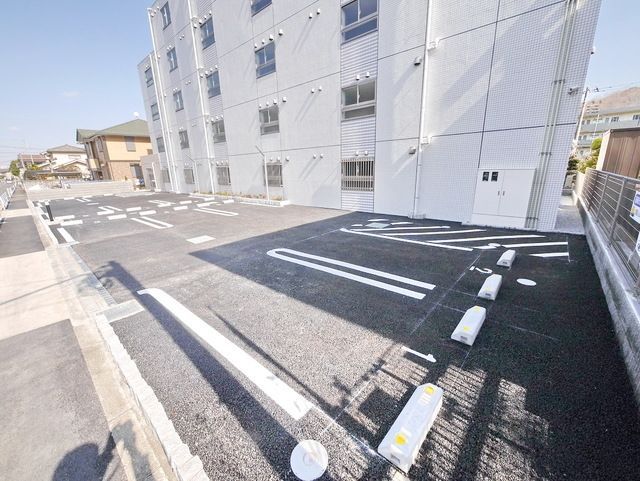 駐車場　★お部屋探しは、タウンハウジング多摩センター店へ★