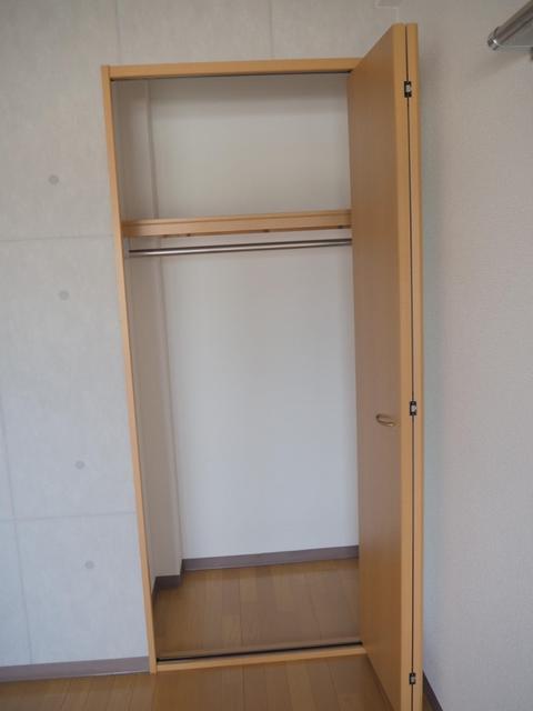 収納　【収納】同間取り別部屋写真です