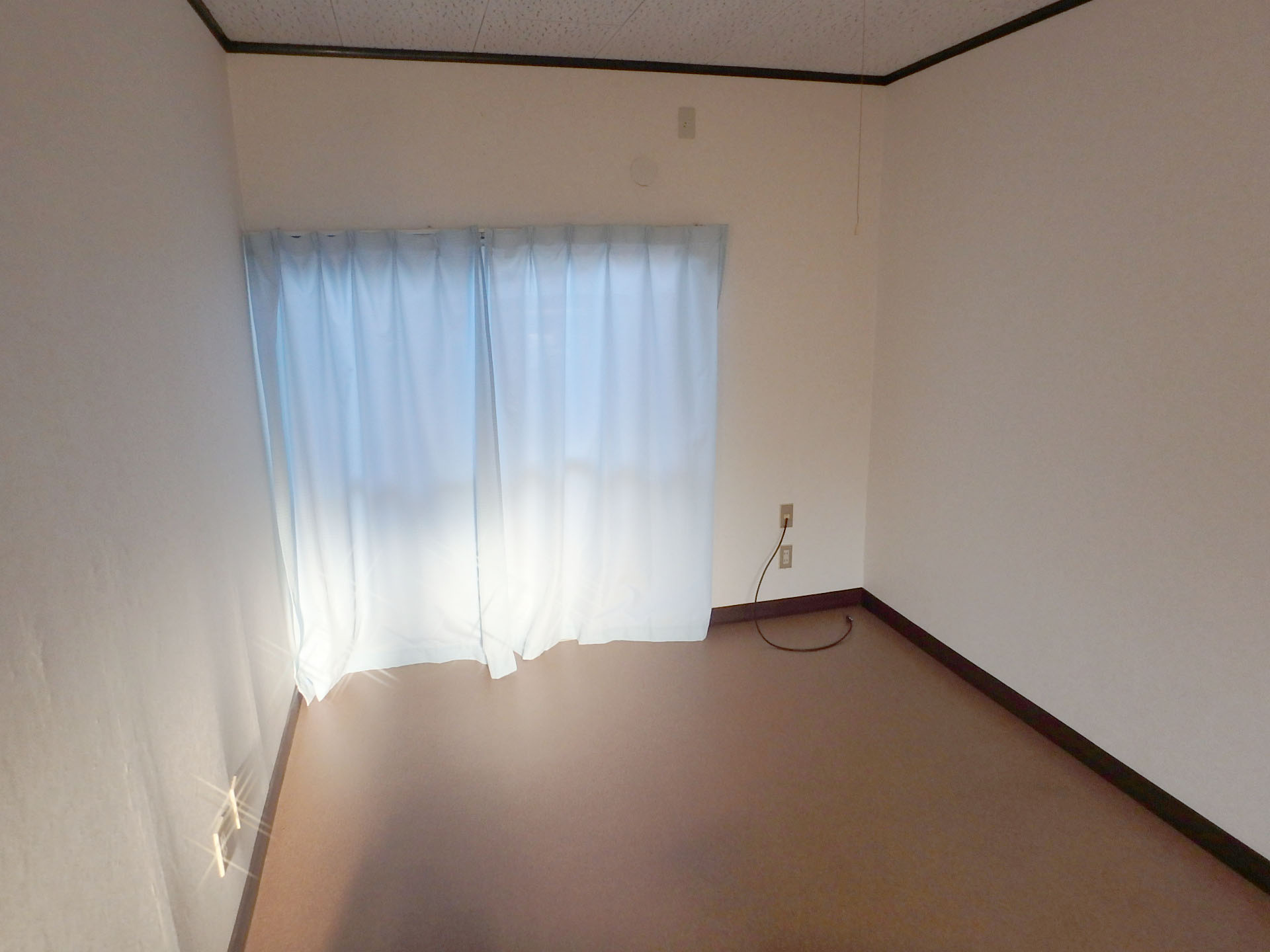 メゾン品川の居間写真