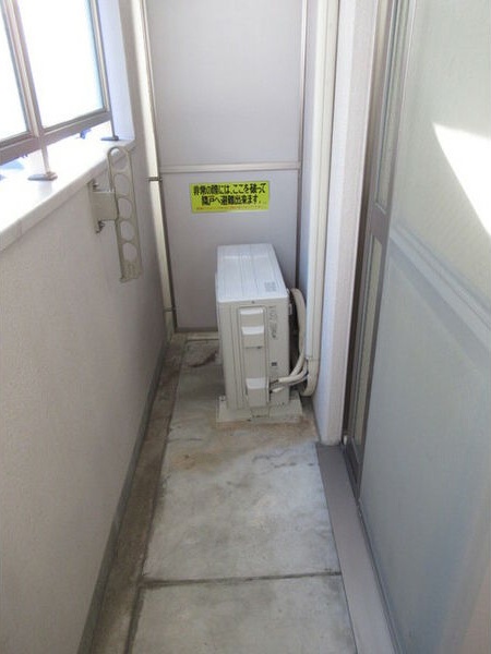 地下鉄東山線 中村日赤駅 徒歩9分 4階建 築26年の外観写真