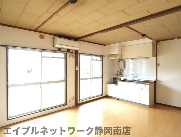 居室・リビング　ゆったり過ごせるリビングです