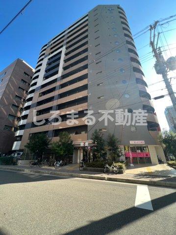 【セレニテ本町グランデの建物外観】