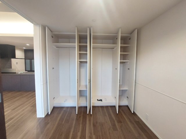 収納　★洋室5.5帖★クローゼット★可動式収納★