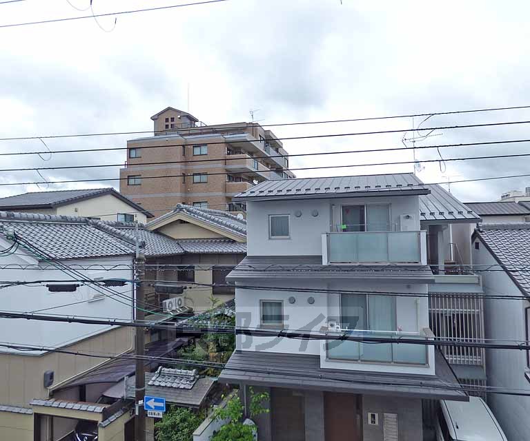 【京都市北区小山下総町のマンションの眺望】