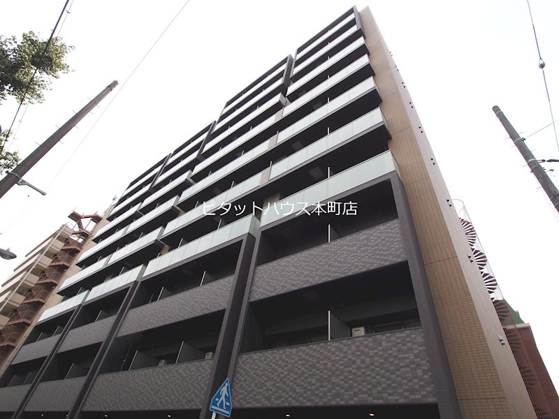 【大阪市浪速区下寺のマンションの建物外観】