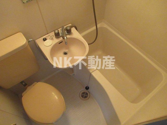 バス・シャワールーム　お風呂です